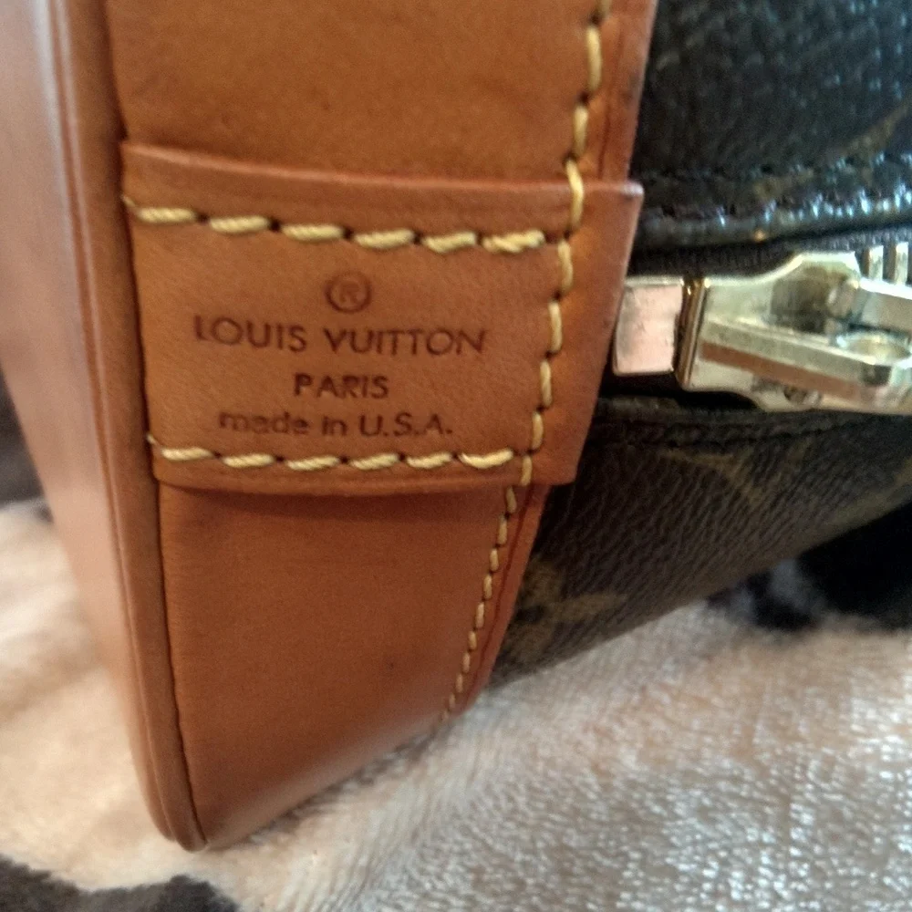 TAKING OFFERS! Louis Vuitton vintage Alma tote😍 Immaculent condition!! As SHOWN - Picture 10 of 12